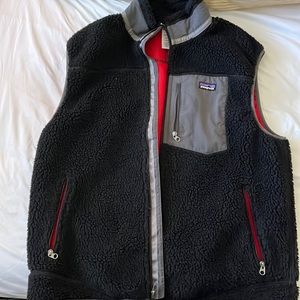 Patagonia mens vest. Size large